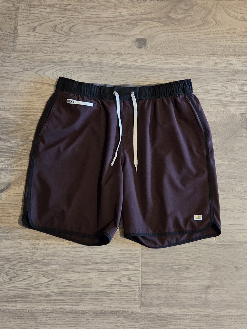 Vuori Banks Unlined Shorts - V330 - Oxblood Maroon Red - Size XL 7" Inseam